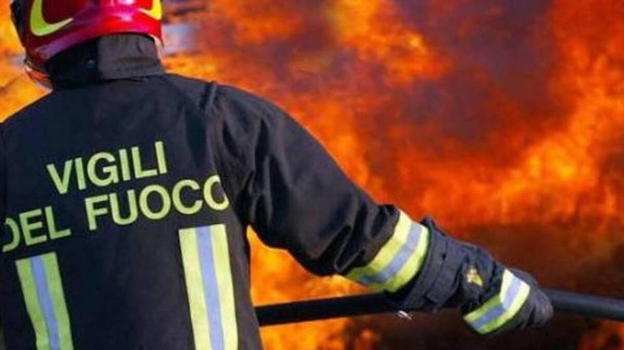 Italia, prima un forte boato e poi la deflagrazione: ci sono decessi