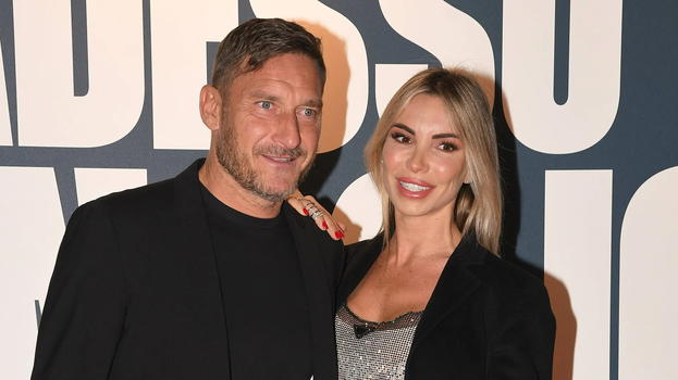 Noemi cancella le stories con Totti: cosa aveva scritto