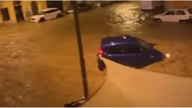 Italia, nubifragio si abbatte sulla città italiana nella notte