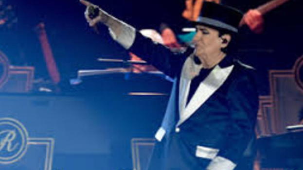 Renato Zero, lacrime e commozione per il cantante: "Non c’è più.."