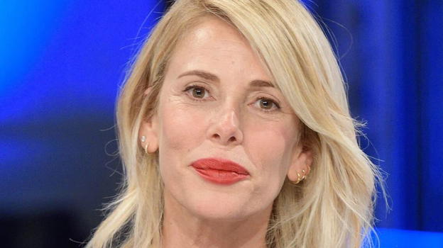 Alessia Marcuzzi beccata, fan senza parole