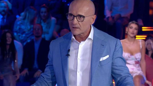 Grande Fratello, ha abbandonato la casa: pubblico sconvolto