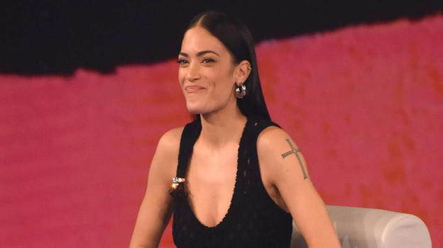 Elodie esagerata: la foto non adatta ai deboli di cuore