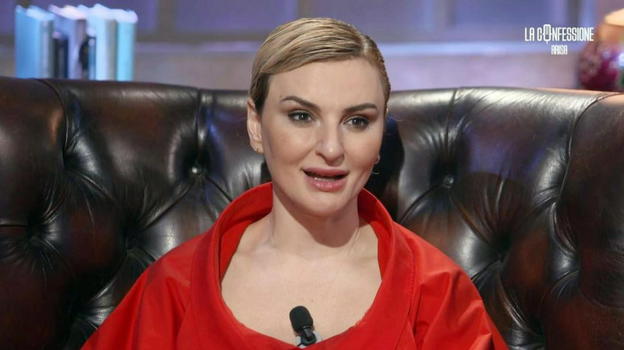 Arisa, le foto del prima e del dopo i ritocchi estetici