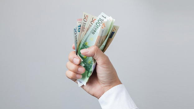 Aumento di 135€ per chi è nato in questi anni