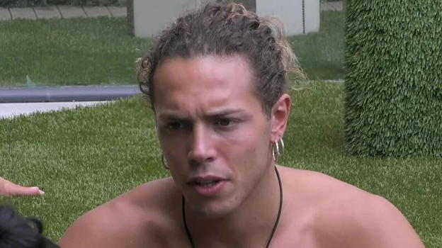 Grande Fratello, Giglioli su Helena Prestes: fan sconvolti