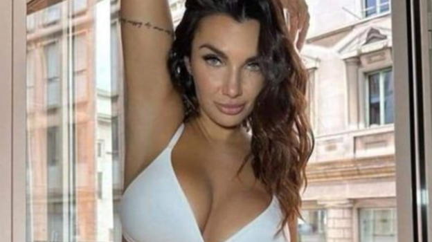 Elettra Lamborghini, il dettaglio non passa inosservato