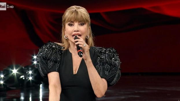 Ballando con le Stelle, è ufficiale: salta la puntata