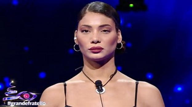 Yulia Bruschi rompe il silenzio dopo l’uscita dal GF e risponde all’ex fidanzato