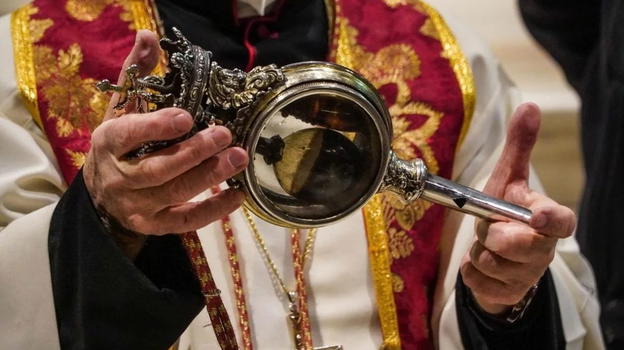 Miracolo di San Gennaro, ecco cosa sta succedendo