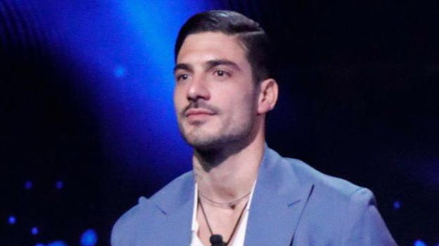 Il coming out di Lorenzo al Grande Fratello