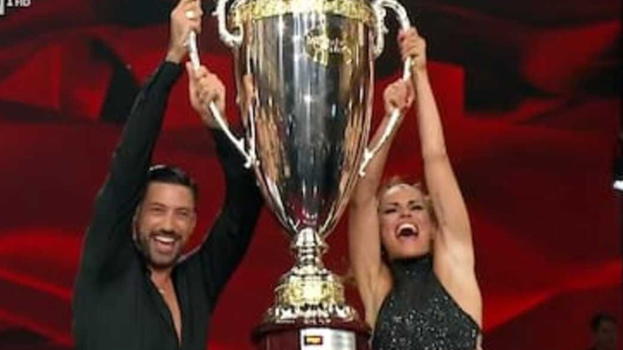 Bianca Guaccero e Giovanni Pernice, le telecamere hanno ripreso tutto: è successo subito dopo la vittoria