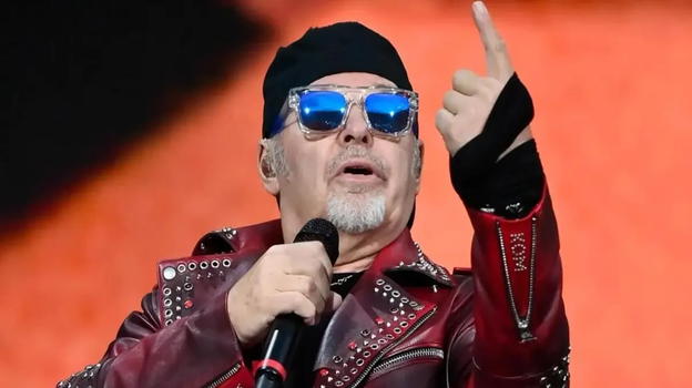 Vasco Rossi, la rivelazione inaspettata: "Non con le ragazze, ma con i miei amici"