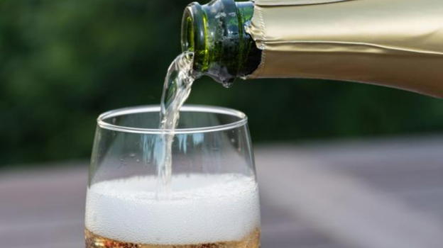 Attenzione: queste marche di prosecco contengono pesticidi