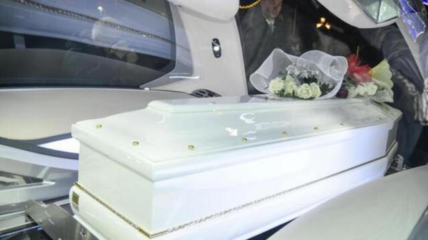 "Mammina, vado in giardino a giocare". Poi perde la vita