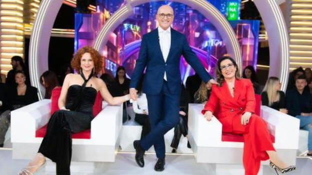 "L’auricolare, l’auricolare" Beatrice Luzzi e la frase su Cesara Buonamici
