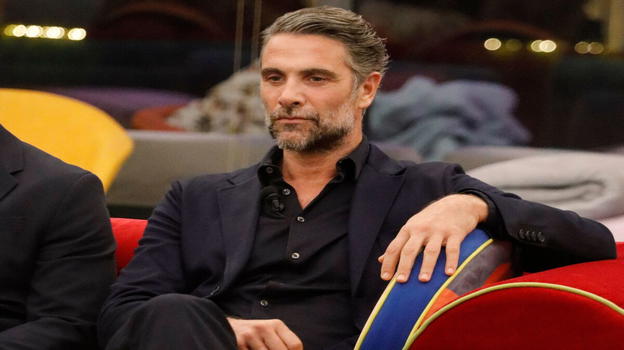Luca Calvani choc nella notte: "Jessica Morlacchi sotto le coperte mi ha…"