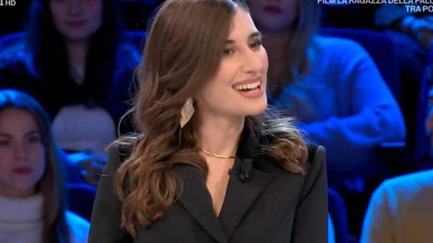 Affari Tuoi, Giuliana ammutolisce in diretta De Martino. Cala il gelo in studio
