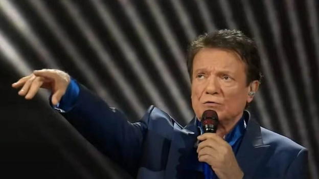 Esce allo scoperto dopo tanti anni, ‘Sono la figlia di Massimo Ranieri’
