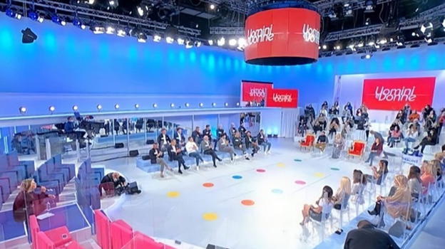 Uomini e Donne, la bellissima notizia poco fa: l’ex corteggiatrice si è sposata