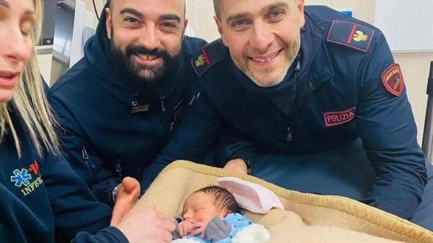 Crepet, l’insegnamento sulla neonata rapita a Cosenza: "Non bisogna..