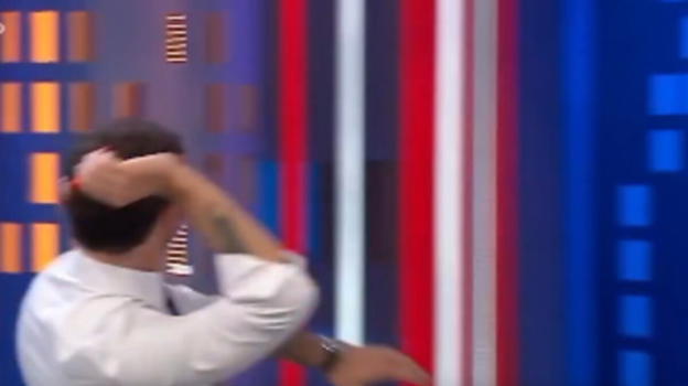 Affari Tuoi, pubblico stupito per il gesto improvviso di Stefano