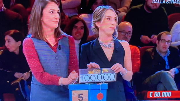 "Vergognatevi, fate vomitare" Affari tuoi, insulti contro Giorgia a fine puntata: il motivo