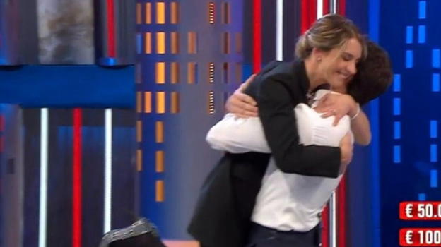 Affari Tuoi, caos totale dopo la puntata: "Una presa per il cu*o..