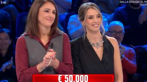 Affari Tuoi, la scoperta sulle sorelle Giorgia e Valentina che hanno vinto 50 mila euro