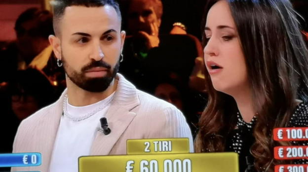 Affari Tuoi, dopo i titoli di coda arriva l’insulto più grave a Chiara