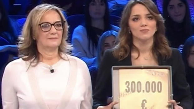 Affari Tuoi, Chiara perde 300mila euro: cosa è successo a telecamere spente