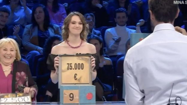 Affari Tuoi, bufera dopo la puntata: Irene umilia la nonna con una frase