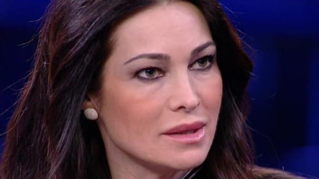 Manuela Arcuri confessa la richiesta inaccettabile del regista