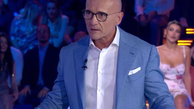 Grande Fratello, chi è stato eliminato?: l’annuncio a tarda notte di Alfonso Signorini