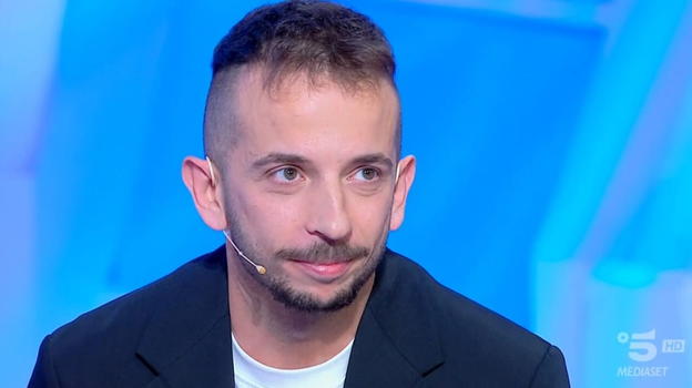 C’è Posta per te, Daniel perdona Lia: "Era per il cane in casa?"