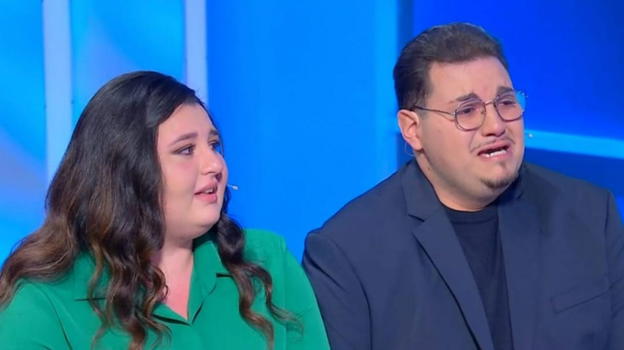C’è Posta per Te, la storia di Cristina e Sebastian che chiedono perdono ai genitori di lei