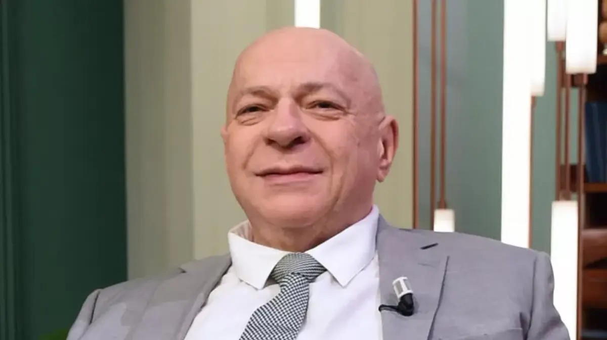 Mauro Coruzzi (Platinette): il flirt col giornalista (famoso), l’ictus e il figlio perso