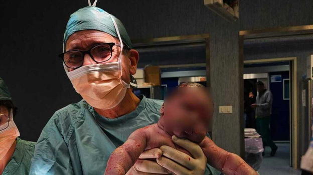 Parto record in Italia: ecco quanto pesava