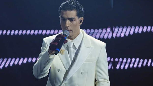 Sanremo 2025 Tony Effe, il significato dietro al dettaglio che tutti hanno notato