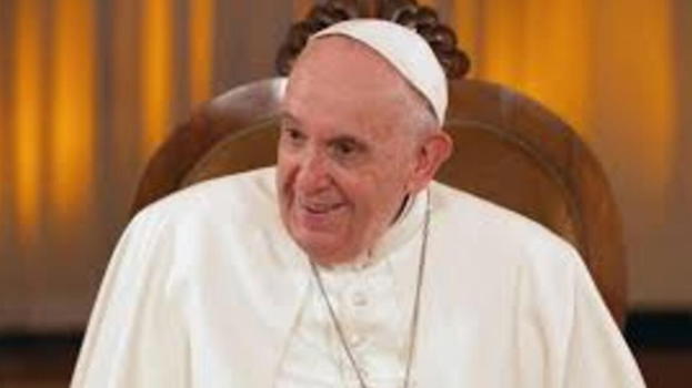 Papa Francesco, è arrivata l’ora più buia: la decisione