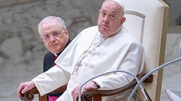 Papa Francesco, il nuovo annuncio dall’ospedale che sconvolge i fedeli