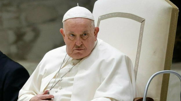 Papa Francesco l’annuncio dall’ospedale che commuove i fedeli