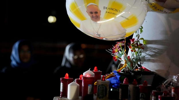 Papa Francesco, il comunicato dall’Ospedale: "Non ha più..