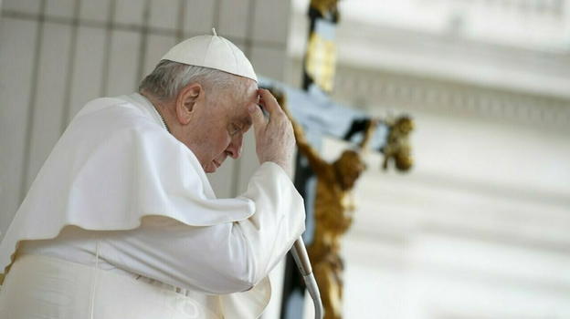 Papa Francesco, ecco perchè non si mostra in pubblico