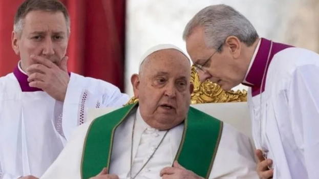 “Papa Francesco?" Lo Pneumologo Pistolesi è chiaro: "C’è poco da fare..