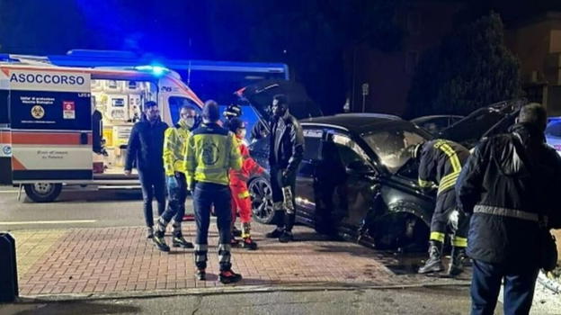 Italia, forte schianto in mare: bilancio drammatico tra i passeggeri della barca