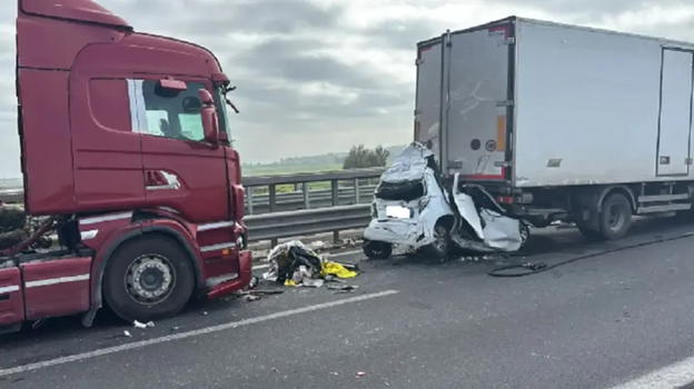 Italia, maxi tamponamento in autostrada: ci sono decessi