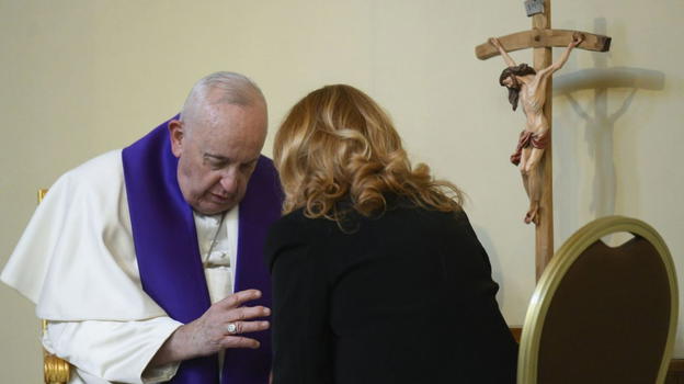 Papa Francesco, le sue parole: "Aiut….