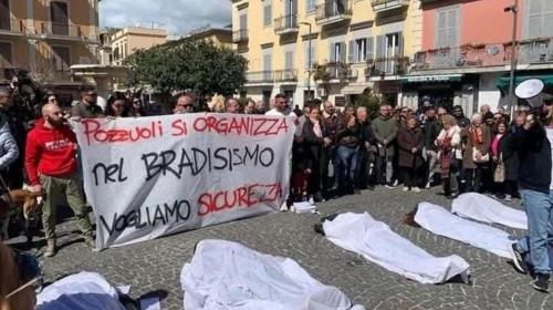 Campi Flegrei, "deceduti per le strade di Pozzuoli": sale la protesta