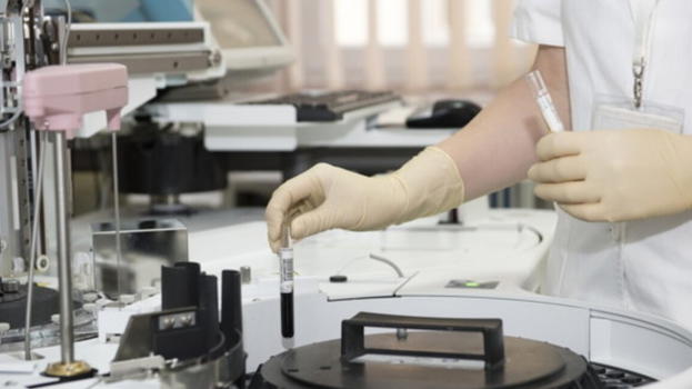 Neoplasie: "Il vaccino funziona: ecco quando arriverà". Un passo dalla svolta medica